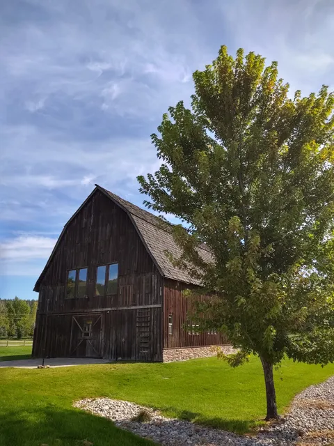 The Homestead Barn at Dover Bay Resort