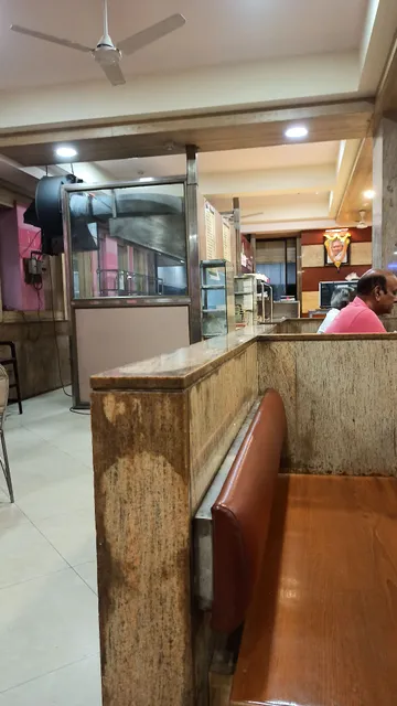 Saravana Restaurants