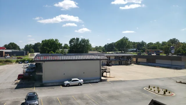 The Eighth Street Motel