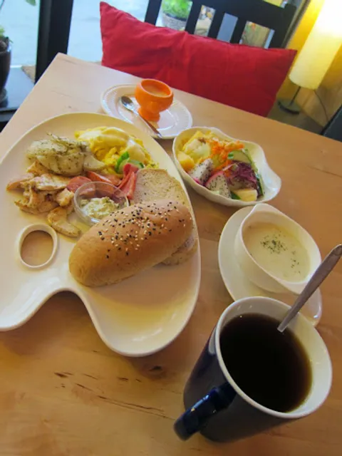 沛里歐早午餐鬆餅咖啡館(店休日請看FB/IG)