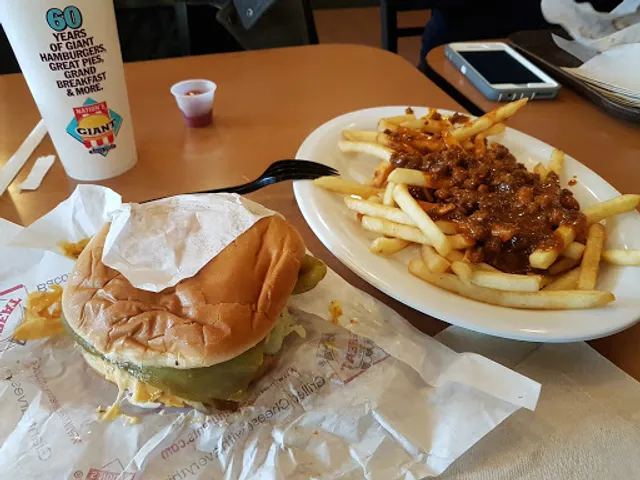 Nation's Giant Hamburgers & Great Pies