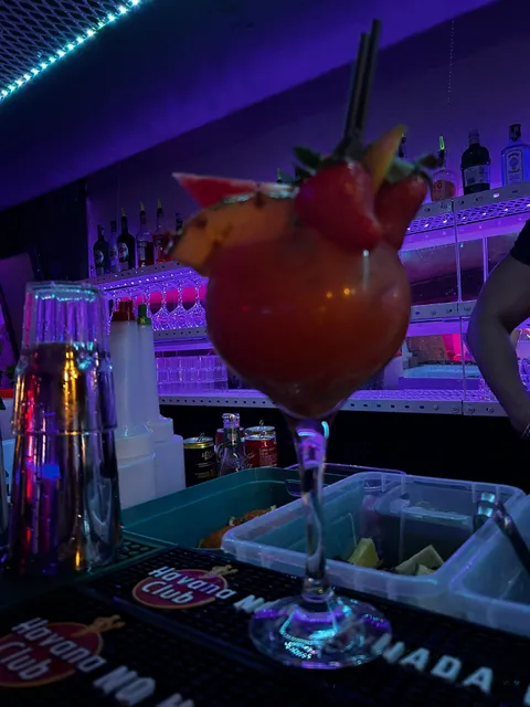 Kinkys Movida Latina