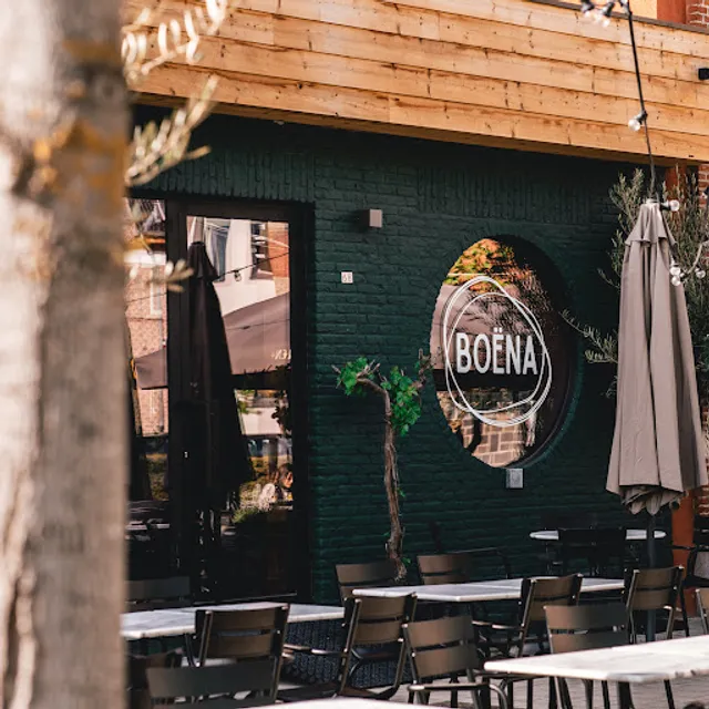 Boëna