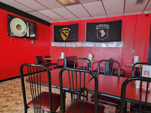 Bobby B 's Southern Cooking & More