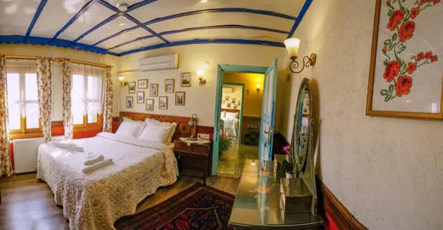 Zeytinli Konak Butik Otel