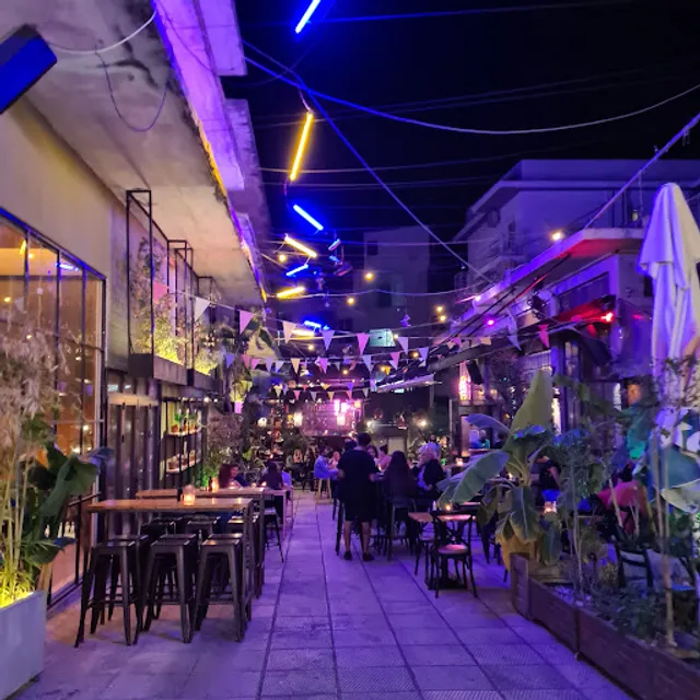 Perro Negro Boozer Cocktails Rhodes