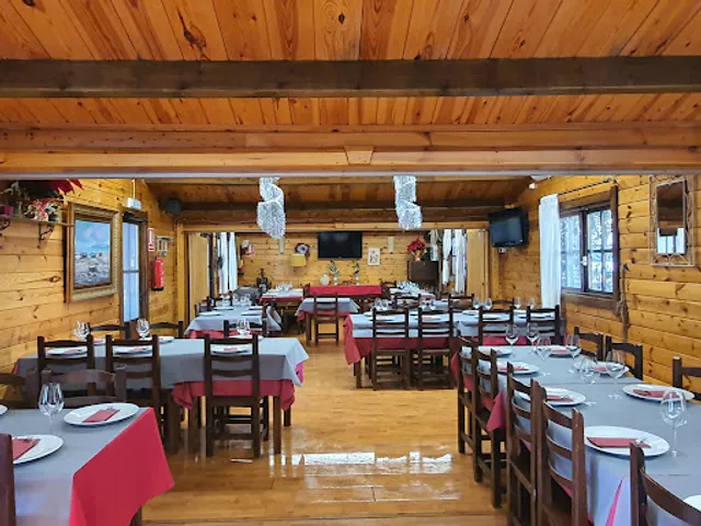 Restaurante El Descanso, Las cabañas
