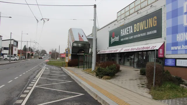 Raketa Bowling - Sportovně zábavní centrum v Opavě
