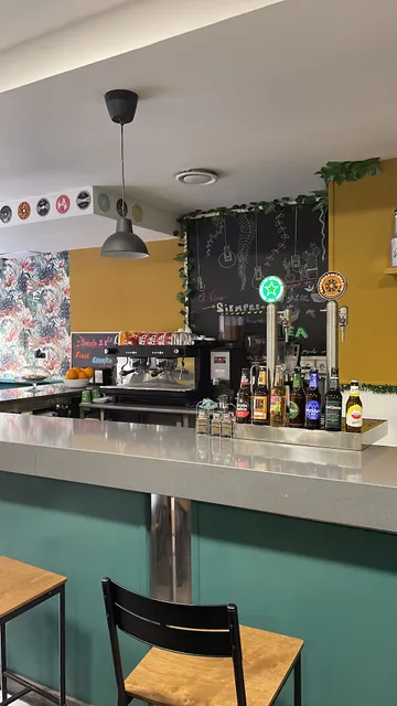 Un poquito más restaurante Venezolano