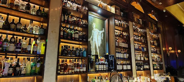 Langqiao Whisky Bar
