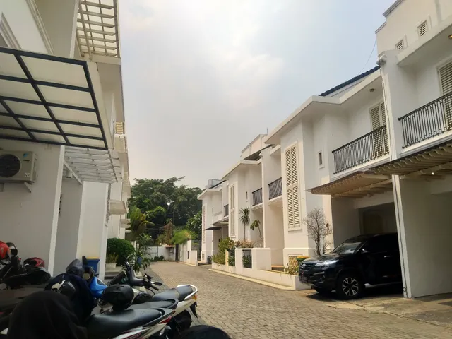 Dua at Kemang Residence