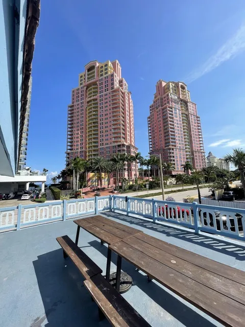 Hotel Motel Lauderdale Inn