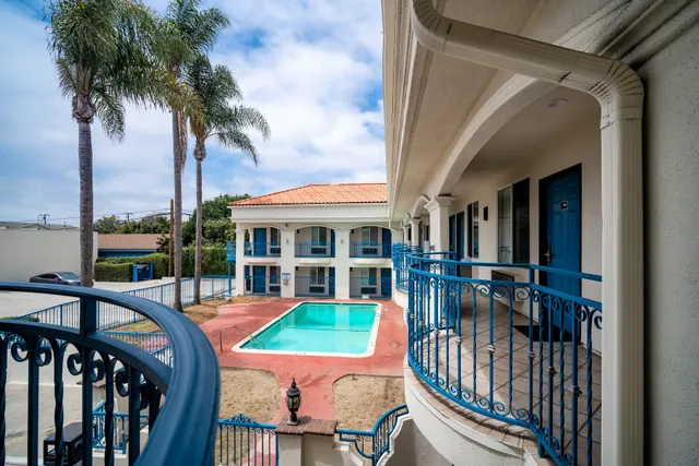 LYFE INN & SUITES by AGA - LAX Airport