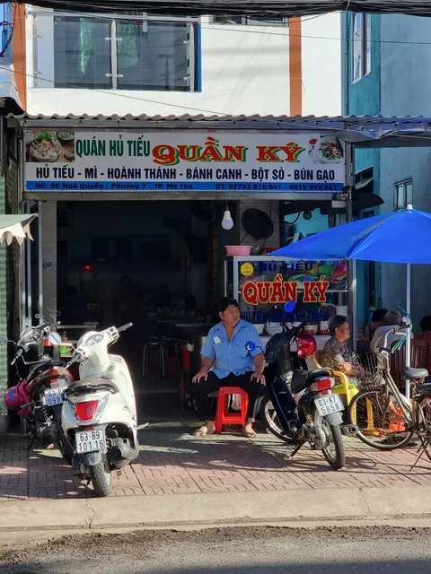 Hủ tiếu Quần Ký