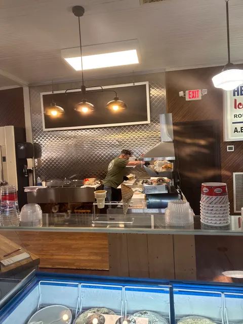 Round Hill Farm to Trail Co.