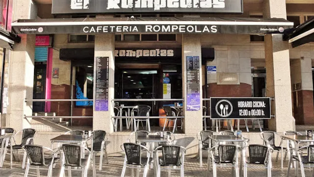 El Rompeolas