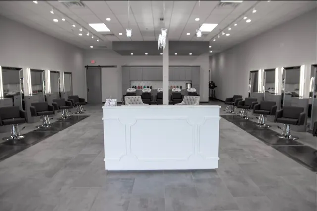 Christi Danielle Salon