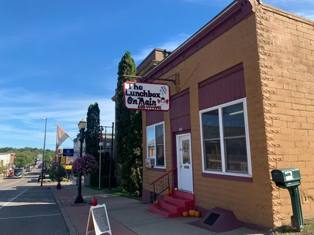 The Lunchbox on Main