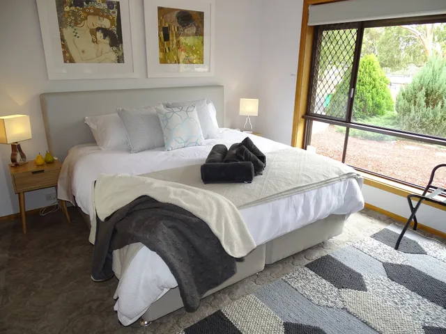 3 Pears on the Park McLaren Vale