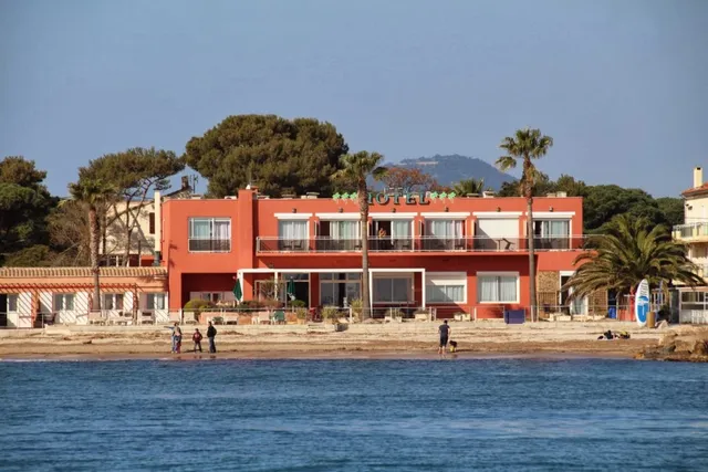 Hôtel - Restaurant La Potinière Hyères