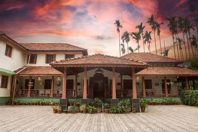 Siddhanta Manor Resort