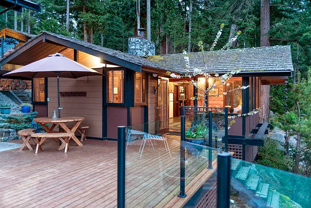 Burchill's B&B By The Sea