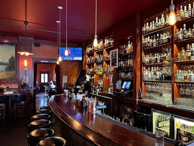 Moody's Bistro Bar & Beats