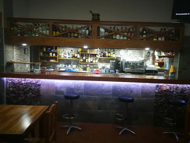 Bar Aradio