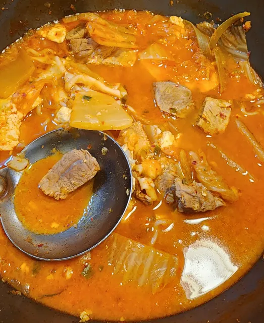 백채김치찌개 과천청사점