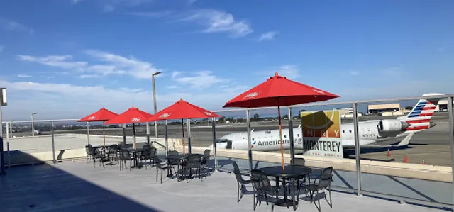 Woody’s At The Airport