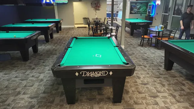 The Green Between Cafe