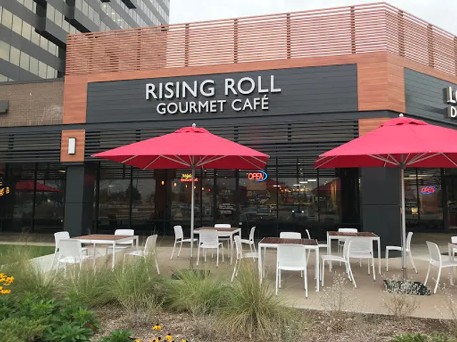Rising Roll Gourmet Cafe'