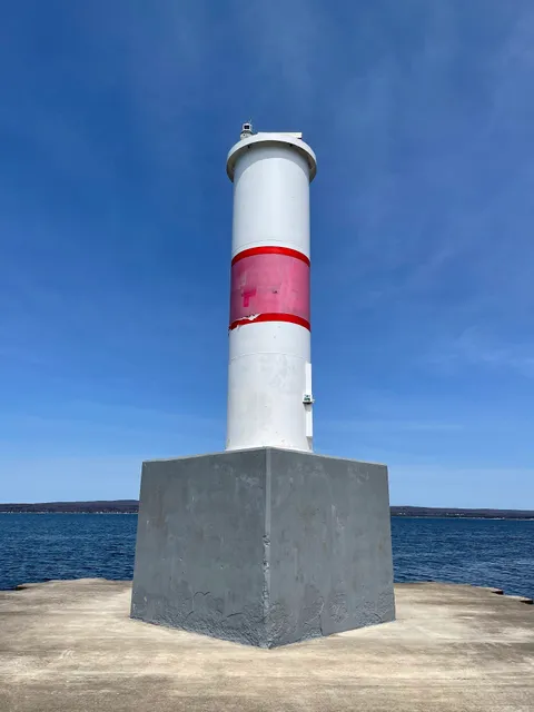 Petoskey Bayfront Light Beacon Station