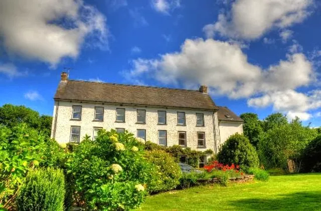 Cuffern Manor Country House Bed & Breakfast