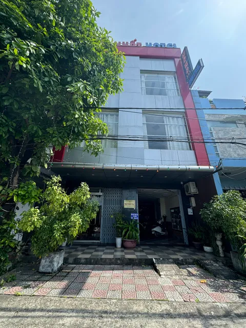 Khách Sạn Nhất Nhất