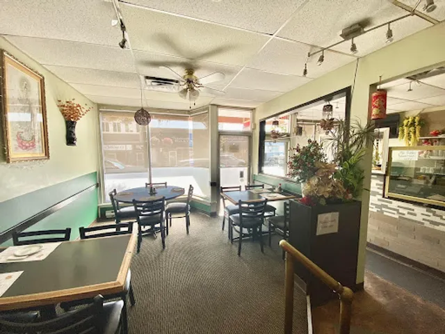 Hong Kong Boys Restaurant