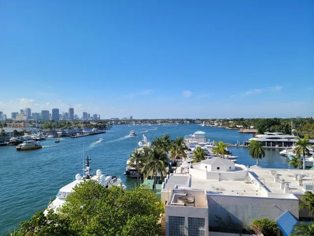 Pier Sixty-Six Marina