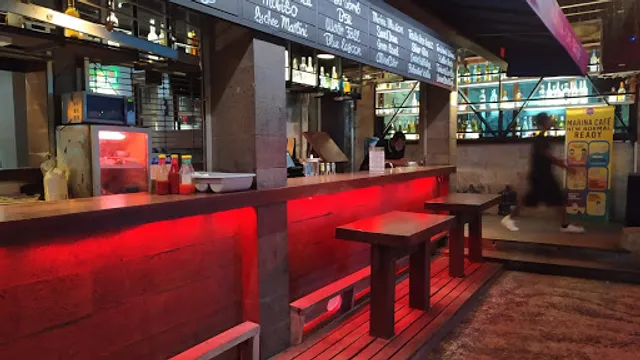 Marina Cafe