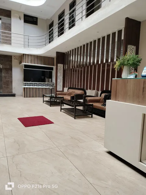 Hotel Shiv Residency