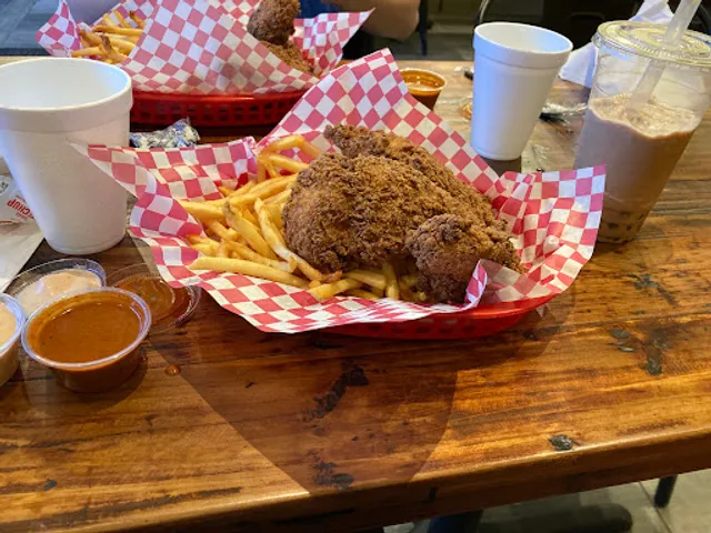 Binge Hot Chicken