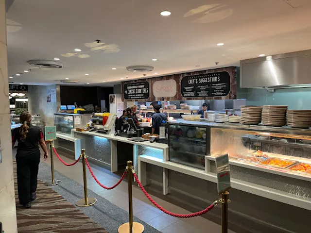 Sundeck Brasserie, The Juniors Kingsford