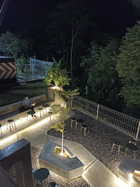 TETRA COFFEE & EATERY | MAGELANG