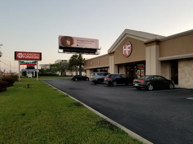 Hudson's Furniture + Mattress