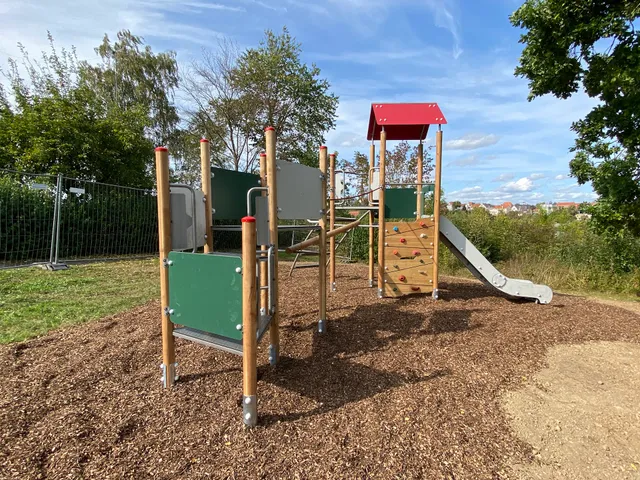 Play-Parc Allwetter- Freizeitanlagenbau GmbH