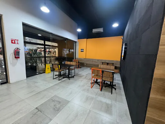 Cuarto de kilo - Plaza Altea Rio Nilo