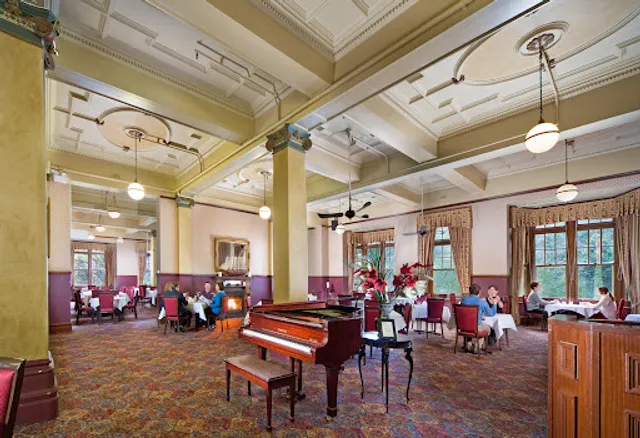 Chisholm’s Restaurant