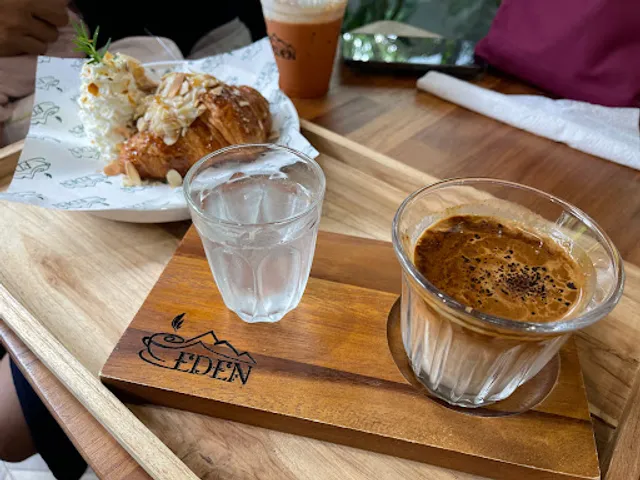 EDEN Cafe