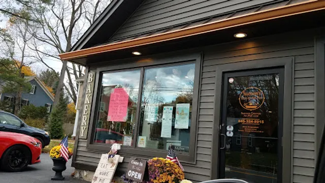 Shannon’s Eyes on the Pies