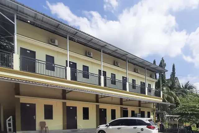 Urbanview Homestay Fira Syariah by RedDoorz