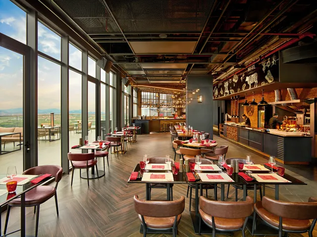 Mad Cow Wine & Grill Hai Phong